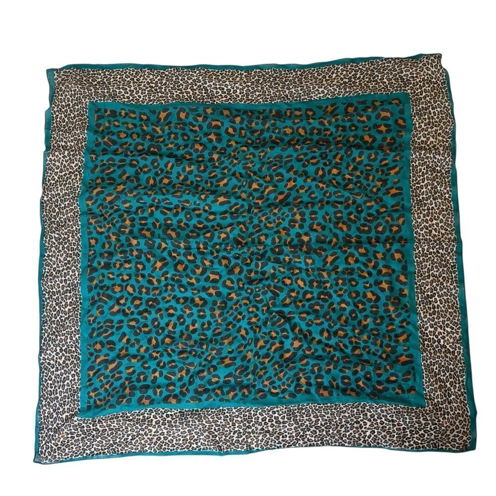 OSCAR DE LA RENTA Leopard Print Scarf